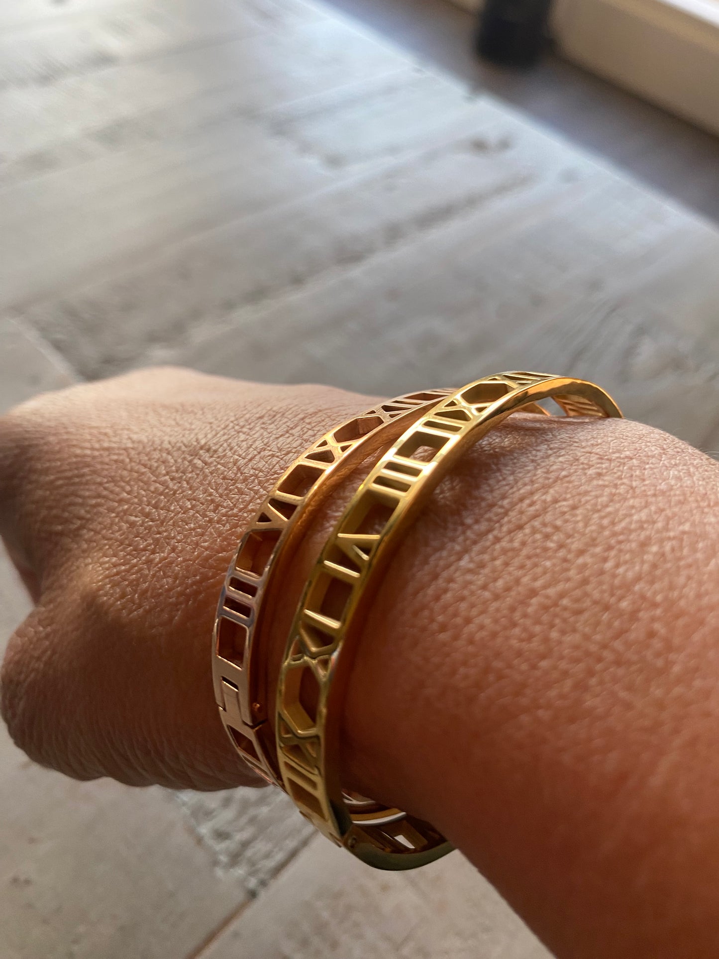 The Alexandria wrist wear